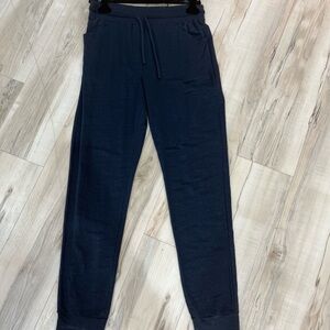 MAJESTICFILATURES Women’s Navy Jogger Pants